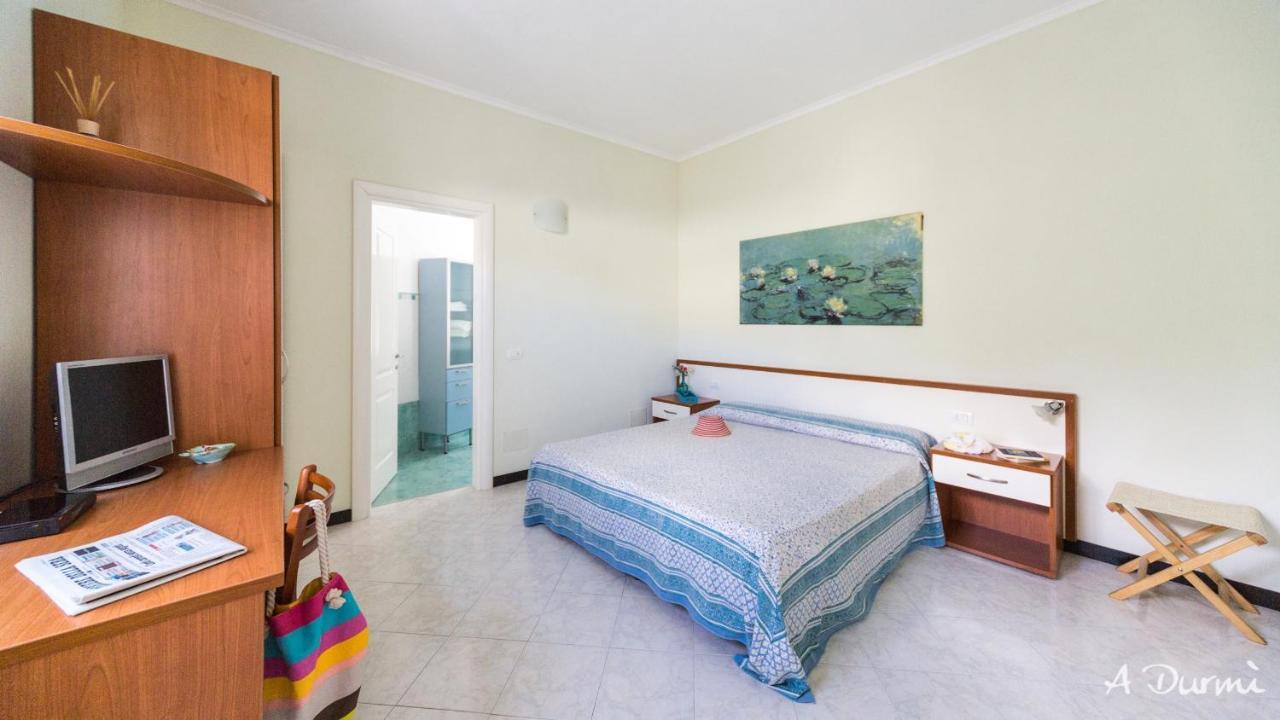 A Durmi Hotel Levanto Buitenkant foto